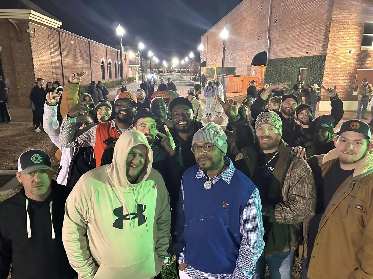 Forge men New Year’s celebration